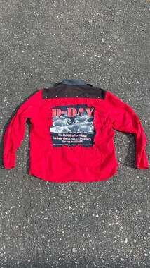 1/1 GUESS Mens Red Two-Tone Custom Distressed D-Day Graphic Western Shirt XL